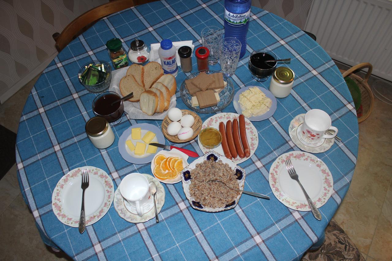 טביליסי Nunua'S Bed And Breakfast מראה חיצוני תמונה