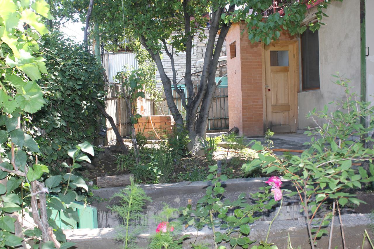 טביליסי Nunua'S Bed And Breakfast מראה חיצוני תמונה